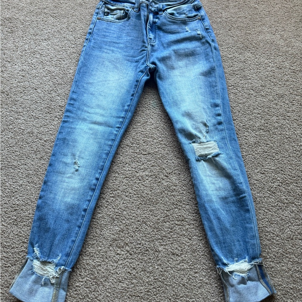 KanCan Light Blue Distressed Ankle Jeans